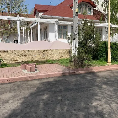 Pensiunea Casa Harghita ゲストハウス